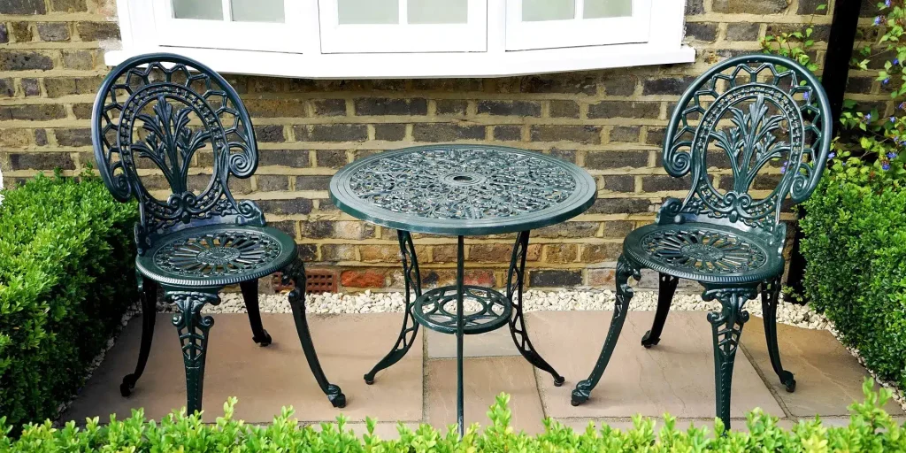 How to Clean Cast Aluminum Patio Furniture